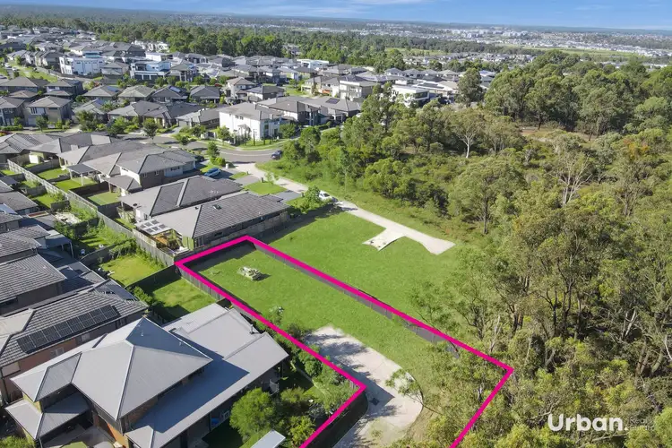 50 Sugarloaf Crescent