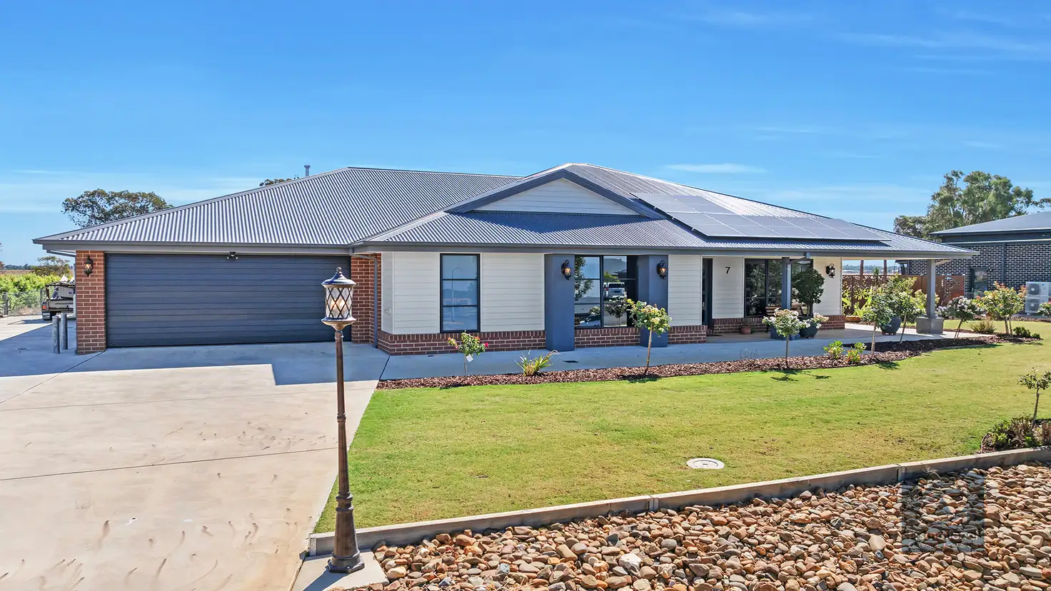 Main view of Homely house listing, 7 Clover Crescent, Echuca VIC 3564