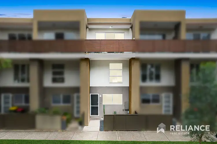 8 Honolulu Drive