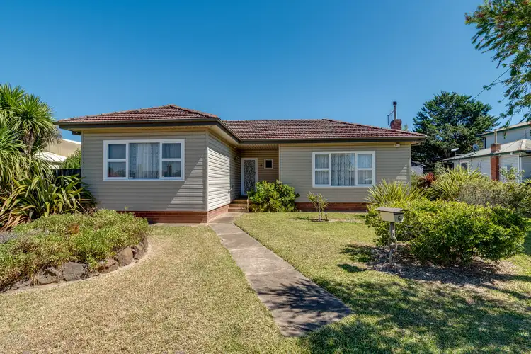 6 Audubon Crescent