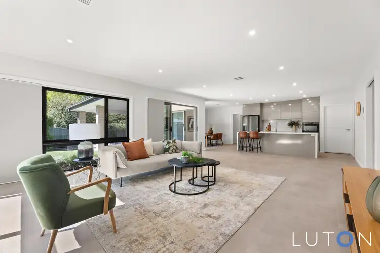 8 Thomson Street, Chifley ACT 2606