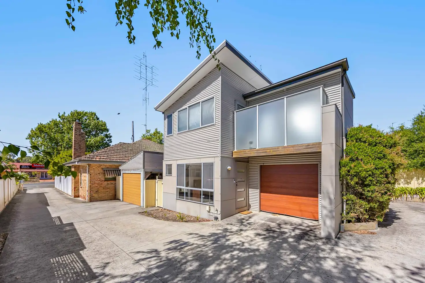 Main view of Homely townhouse listing, 2/430 Main Road, Golden Point VIC 3350