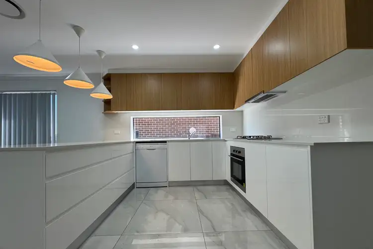 Fifth view of Homely house listing, 28 Dawn Drive, Seven Hills NSW 2147