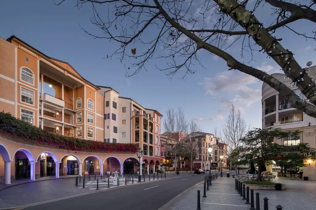 Main view of Homely unit listing, 27/3030 The Boulevard, Carrara QLD 4211