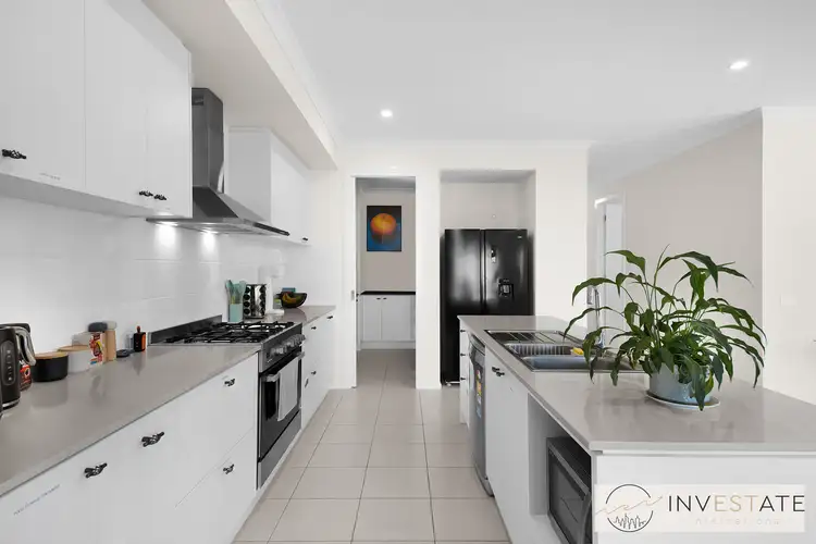 Fifth view of Homely house listing, 37 Endurance Way, Point Cook VIC 3030