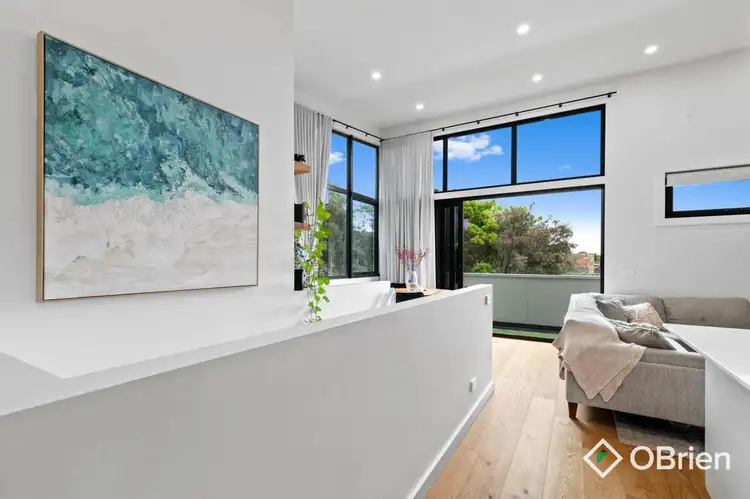 Main view of Homely townhouse listing, 1/19 Inglis Avenue, Frankston VIC 3199