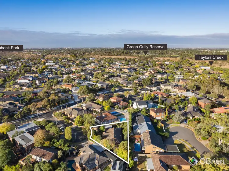 Third view of Homely house listing, 3 Mitta Court, Keilor VIC 3036