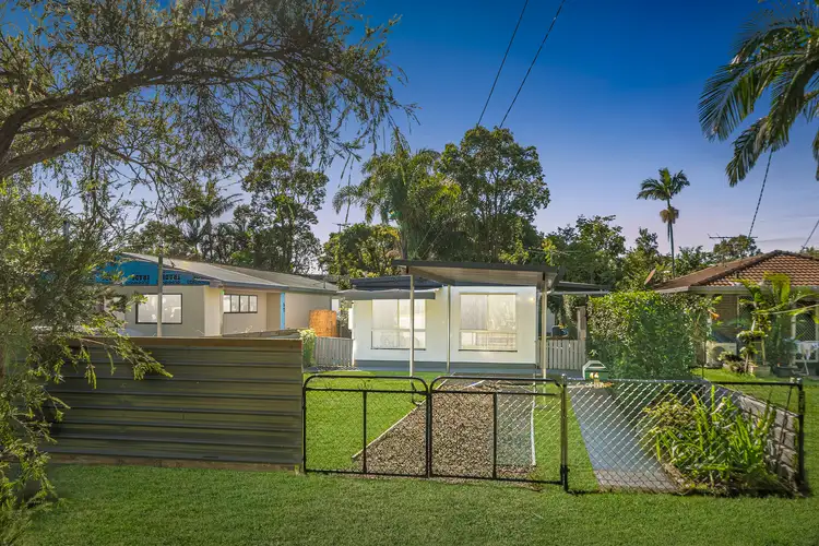 44 Sportsground Street