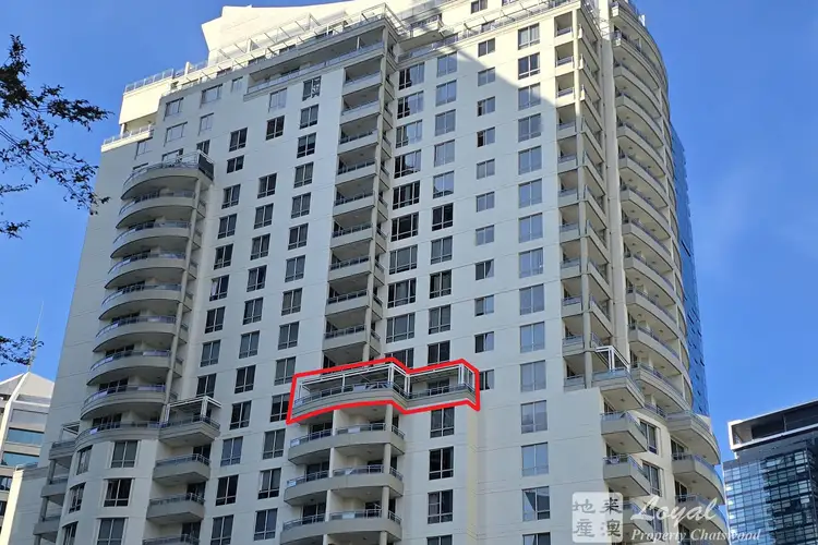 108/1 Katherine Street