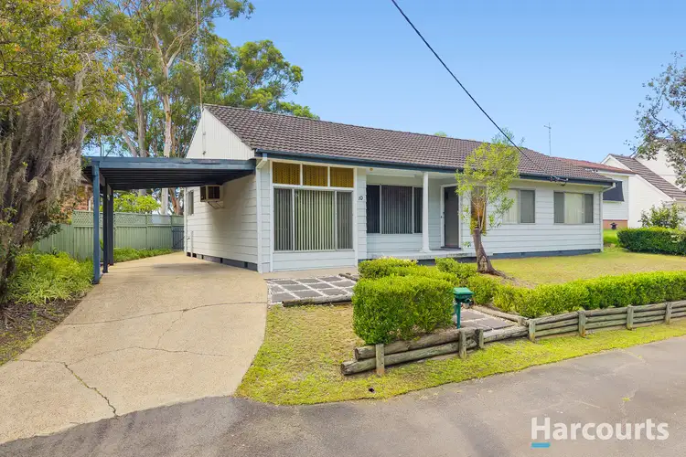 10 Barina Avenue, Kilaben Bay NSW 2283