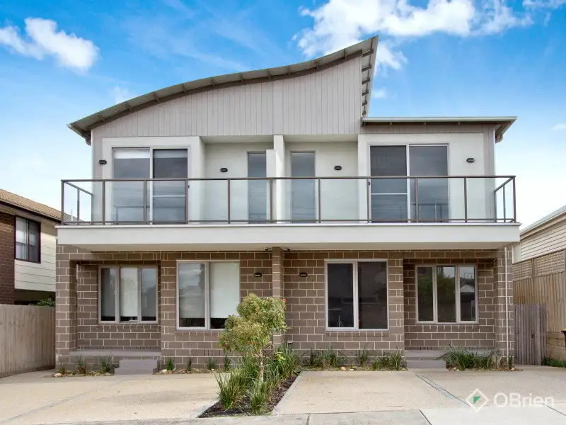 Main view of Homely townhouse listing, 1/5 Lord Weaver Grove, Bonbeach VIC 3196