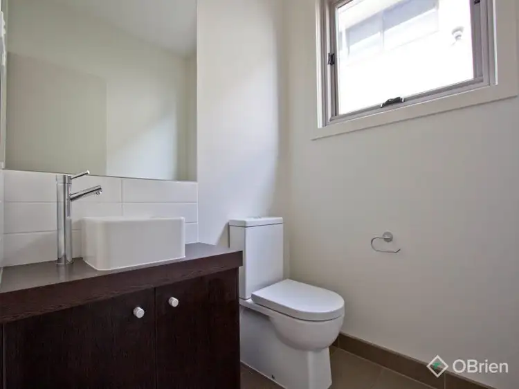 Fifth view of Homely townhouse listing, 1/5 Lord Weaver Grove, Bonbeach VIC 3196