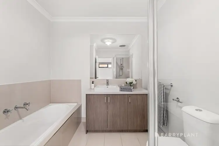 Sixth view of Homely townhouse listing, 4/194 Gordons Road, South Morang VIC 3752
