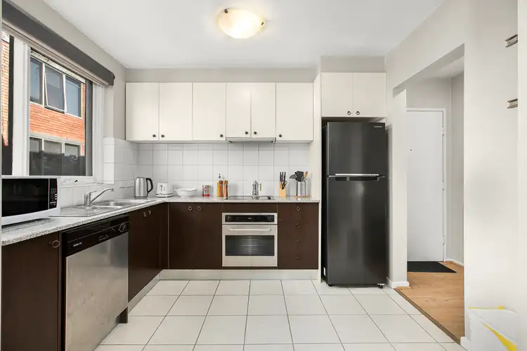 Fifth view of Homely apartment listing, 5/141 Glen Huntly Road, Elwood VIC 3184