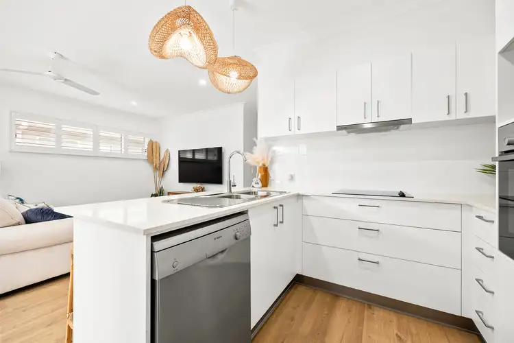 327/2-20 Island View Drive