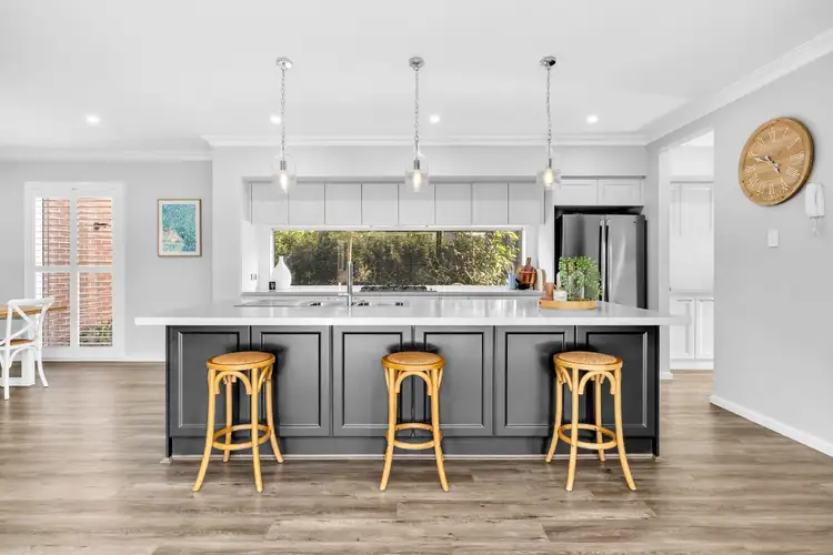 17 Navelina Street (The Gables), Box Hill NSW 2765