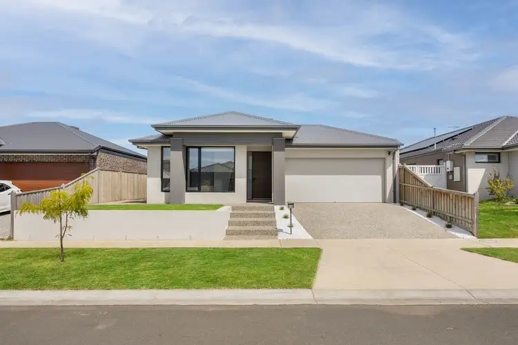 14 Kilteely Street, Gisborne VIC 3437