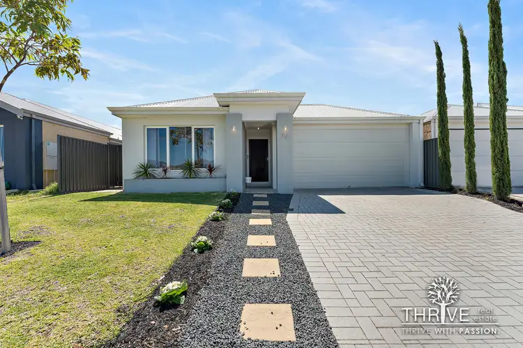 35 Tuberose Road, Piara Waters WA 6112