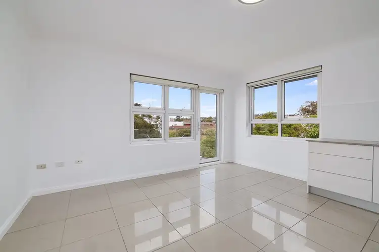 Third view of Homely unit listing, 5/104 Oaks Avenue, Dee Why NSW 2099