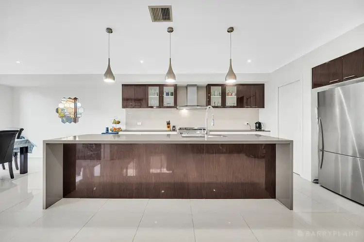 Fifth view of Homely house listing, 4 Wattleseed Way, Keysborough VIC 3173