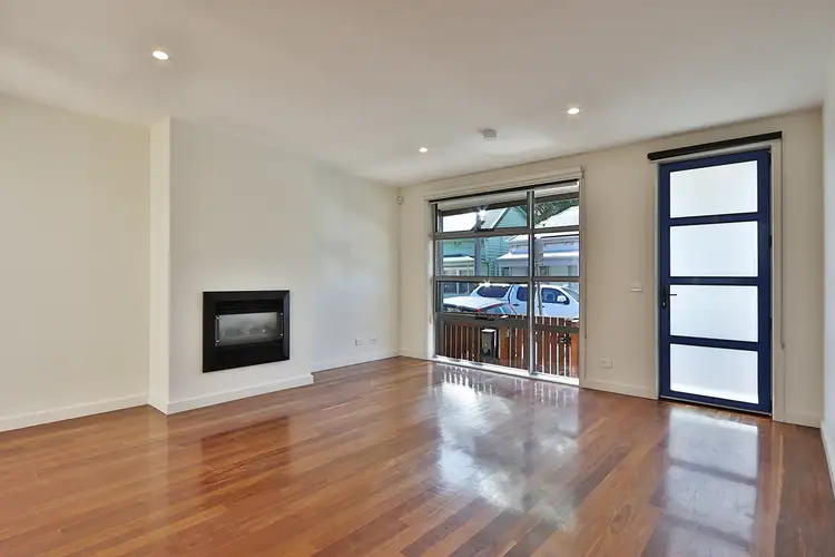 12 Lynott Street, St Kilda VIC 3182