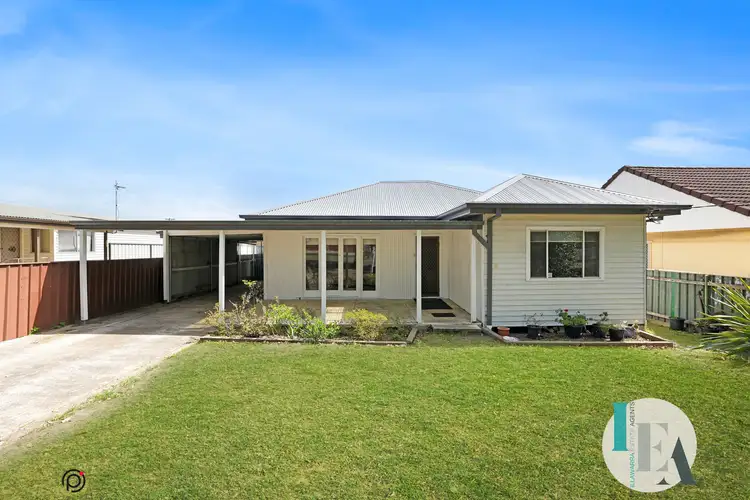 17 Central Avenue, Oak Flats NSW 2529