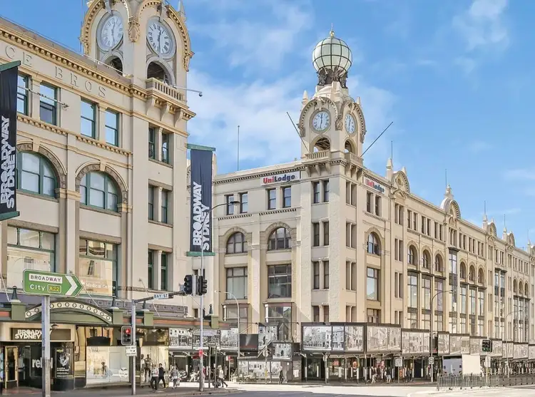 185 Broadway