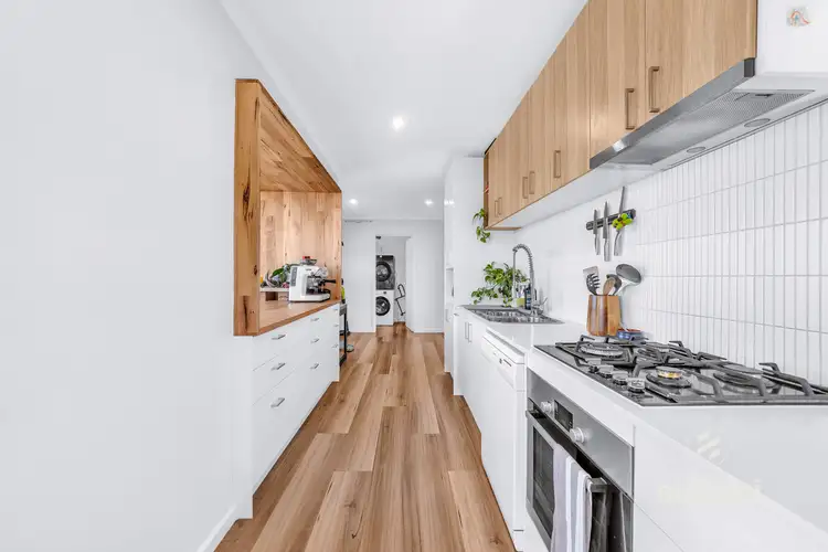 27 Amalfi Drive