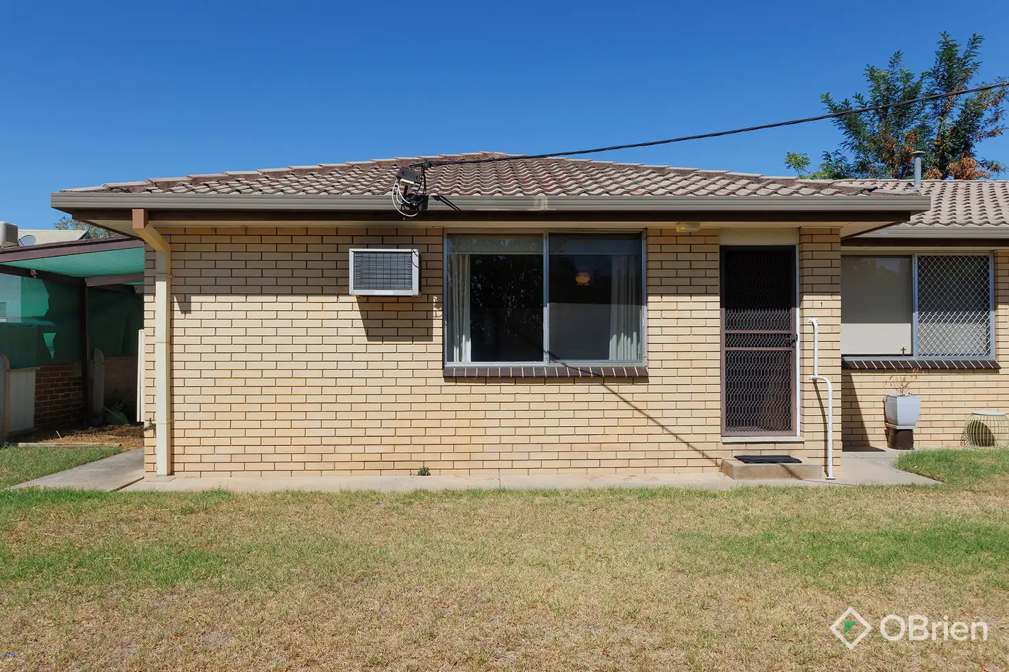 Main view of Homely unit listing, 1/17A Schubert Crescent, Wodonga VIC 3690