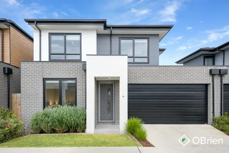 Main view of Homely townhouse listing, 21 Pindari Crescent, Langwarrin VIC 3910