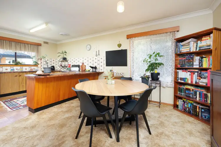 Fifth view of Homely unit listing, 1/27 Hague Road, Wodonga VIC 3690