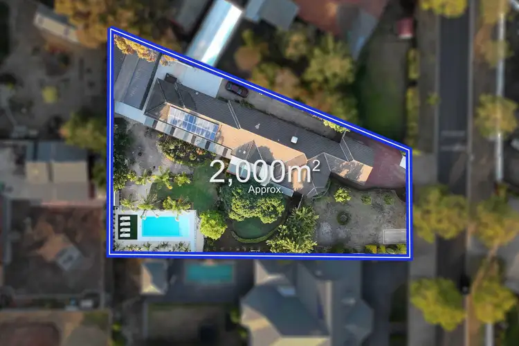 10 Castlewellan Boulevard, Hillside VIC 3037