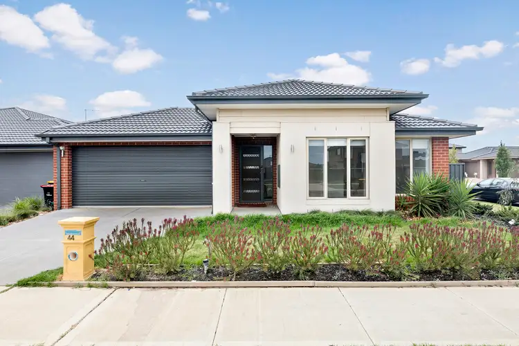 44 Willandra Boulevard, Harkness VIC 3337