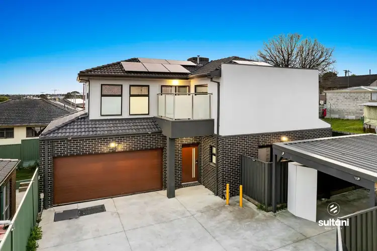 Second view of Homely house listing, 2/13 Myrtle Grove, Doveton VIC 3177