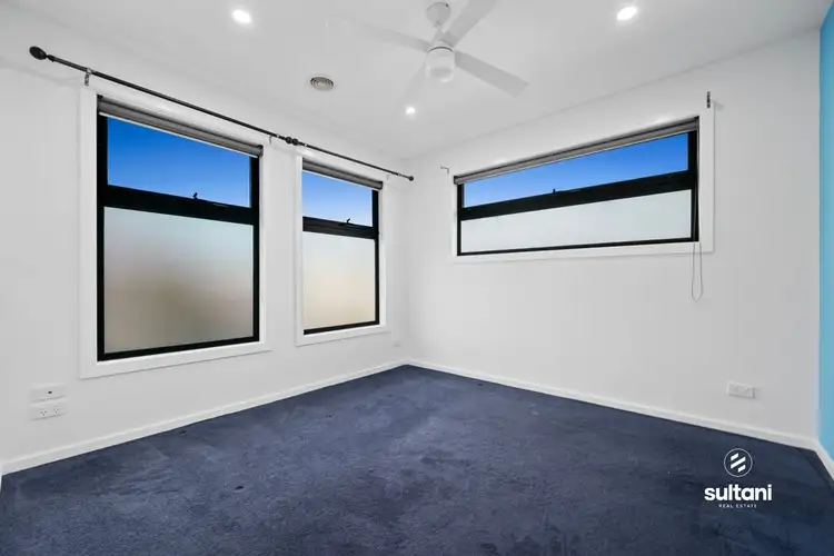 Fourth view of Homely house listing, 2/13 Myrtle Grove, Doveton VIC 3177