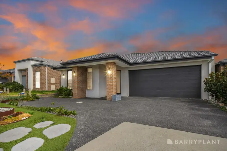 20 Salim Way, Clyde North VIC 3978