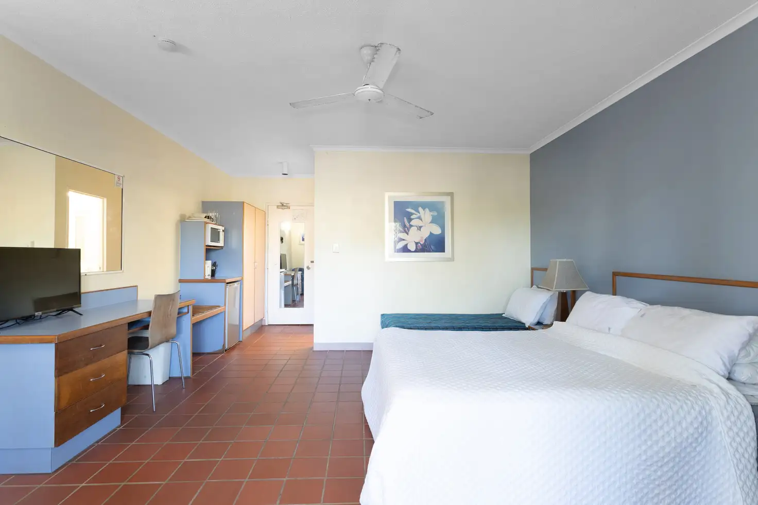 Main view of Homely unit listing, 6 Beach Road, Dolphin Heads QLD 4740