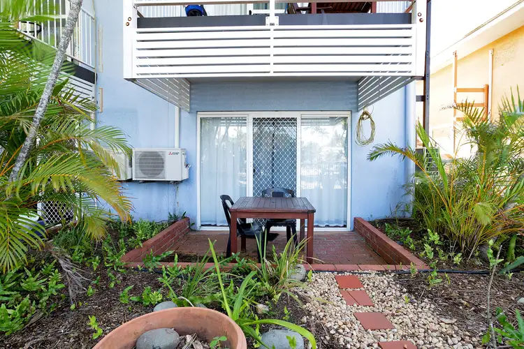 Sixth view of Homely unit listing, 6 Beach Road, Dolphin Heads QLD 4740