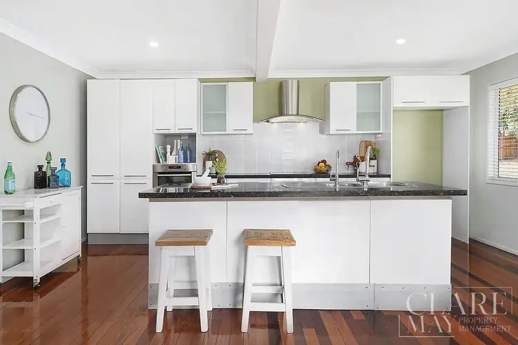 44 Cairns Road