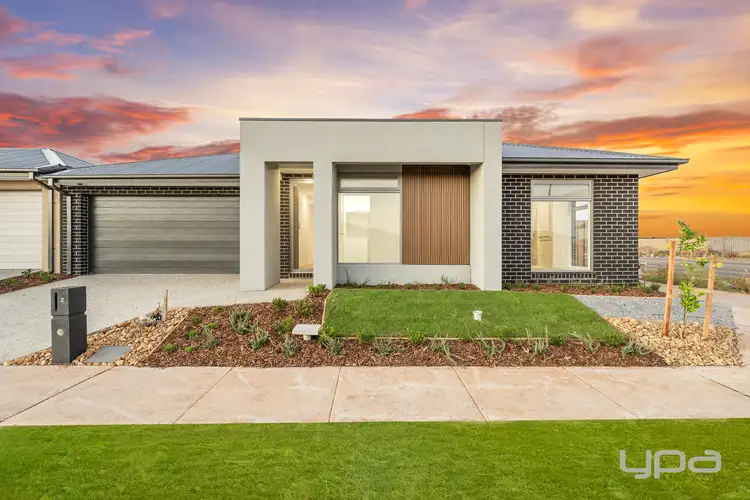2 Marchador Street, Bonnie Brook VIC 3335