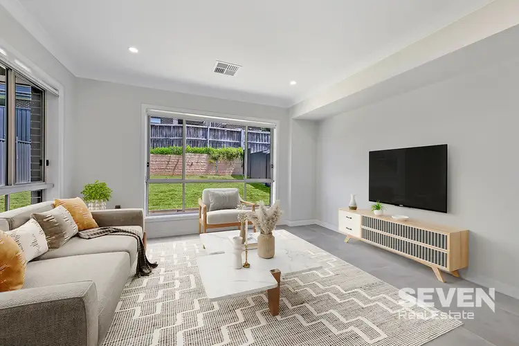 21 Pridham Avenue, Box Hill NSW 2765