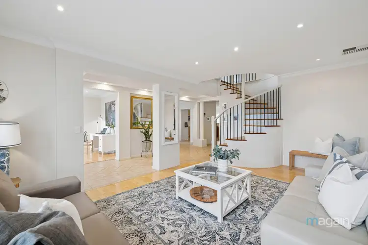 6 Yarromie Street, Hallett Cove SA 5158