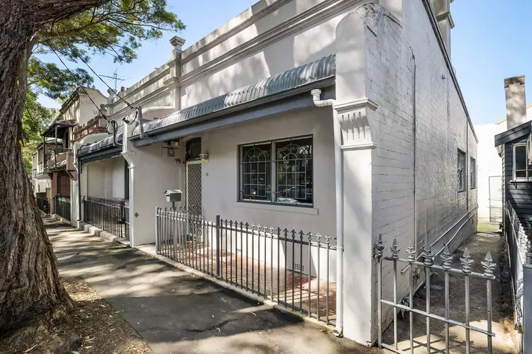 1A Yaralla Street