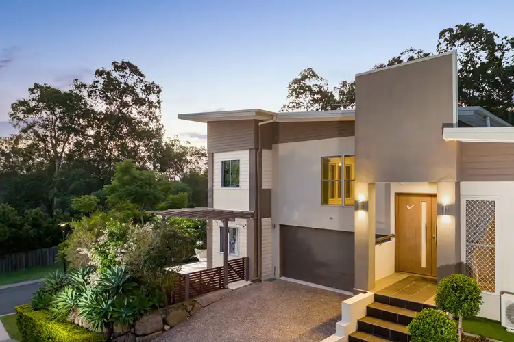 31 Corymbia Crescent