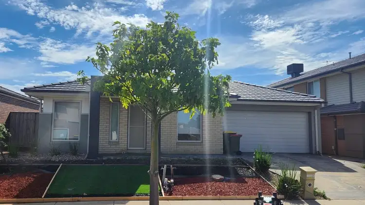 Main view of Homely house listing, 7 Swiss Way, Manor Lakes VIC 3024