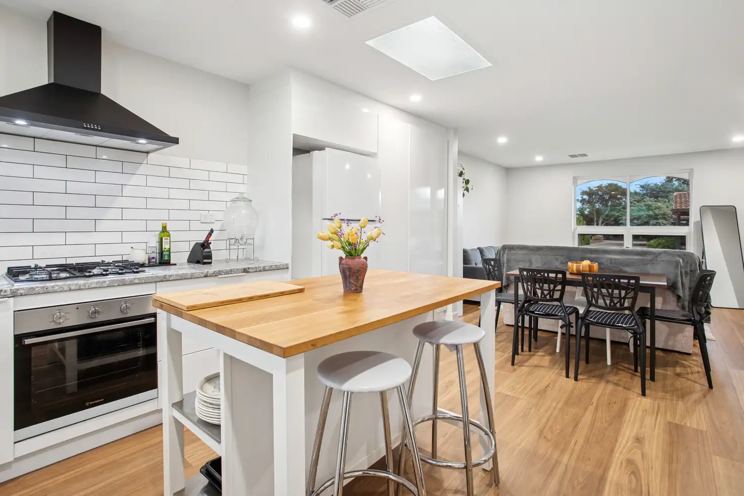 Main view of Homely house listing, 9/8 Emlyn Avenue, Salisbury SA 5108