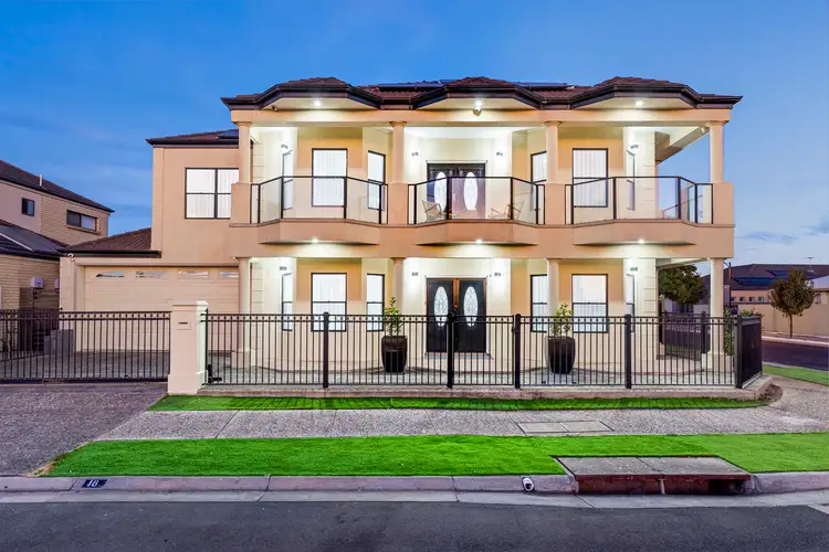 16 Pier Lane, Mawson Lakes SA 5095