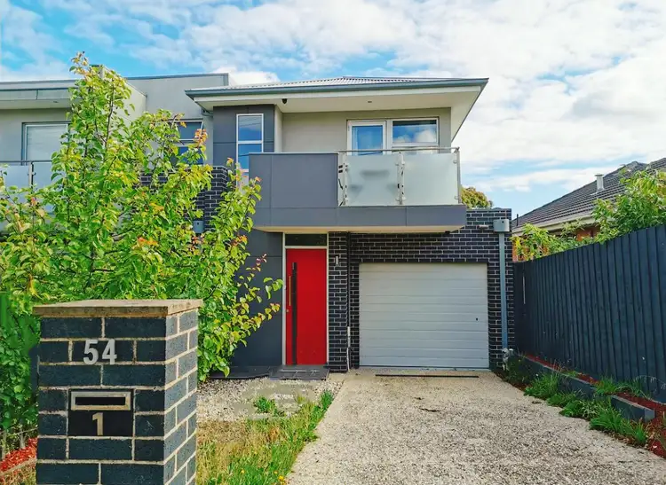 1/54 Renshaw Street, Doncaster East VIC 3109