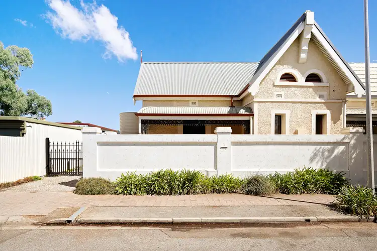 1 Pasquin Street, Glenelg North SA 5045