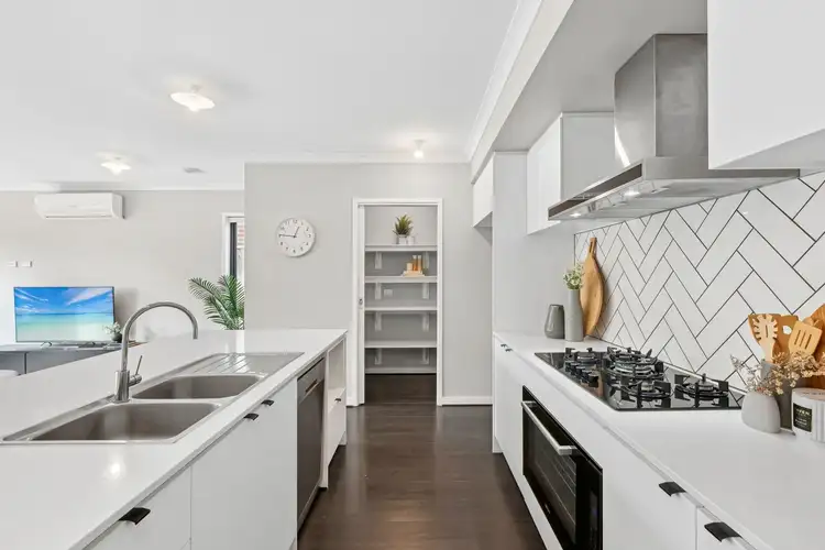 Sixth view of Homely house listing, 20 Arnold Circuit, Charlemont VIC 3217